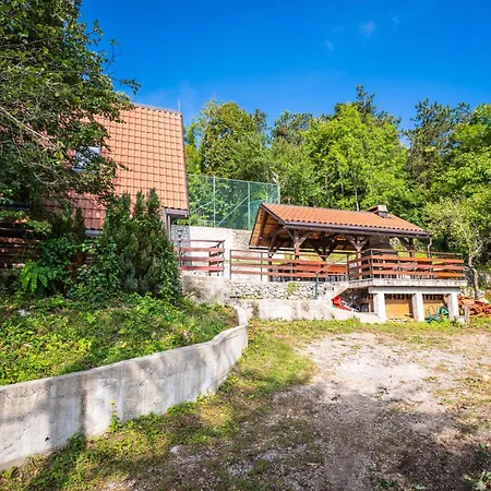 Little Paradise House Dağ evi